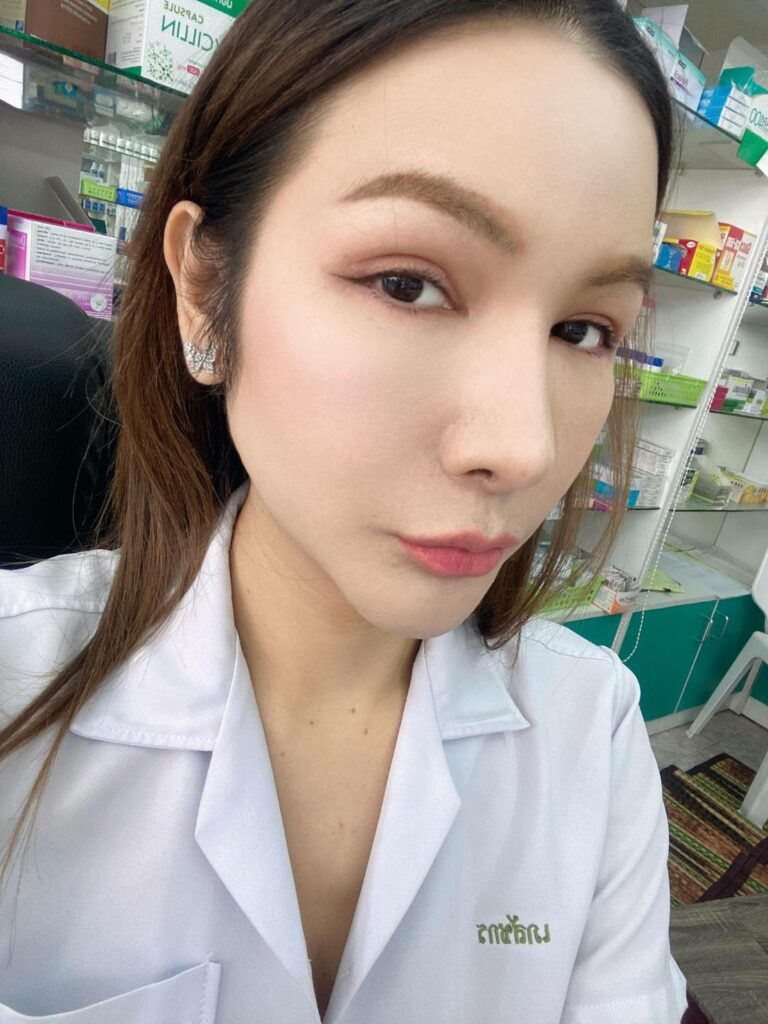 Century-รีวิว-เสริมจมูก #715